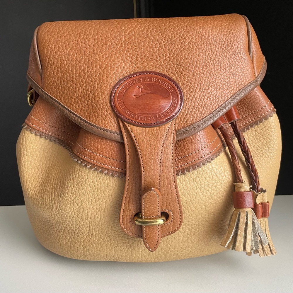 Dooney and Bourke Teton Leather Bag Wheat Mushroom  Saddle Tan #23